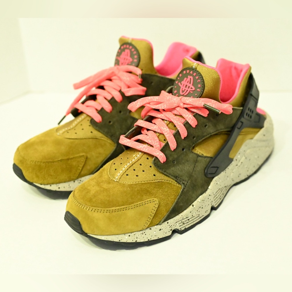 Nike Air Huarache Premium ‘Desert Moss’